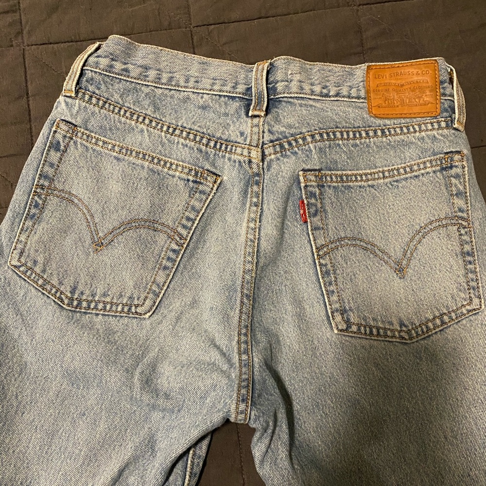 Levi’s Wedgie Fit Light Wash High Rise Jeans